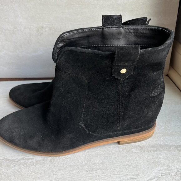 Cole Haan Grands Series Rayna Wedge Bootie SZ 8.5B Black Suede pull on - Picture 1 of 10
